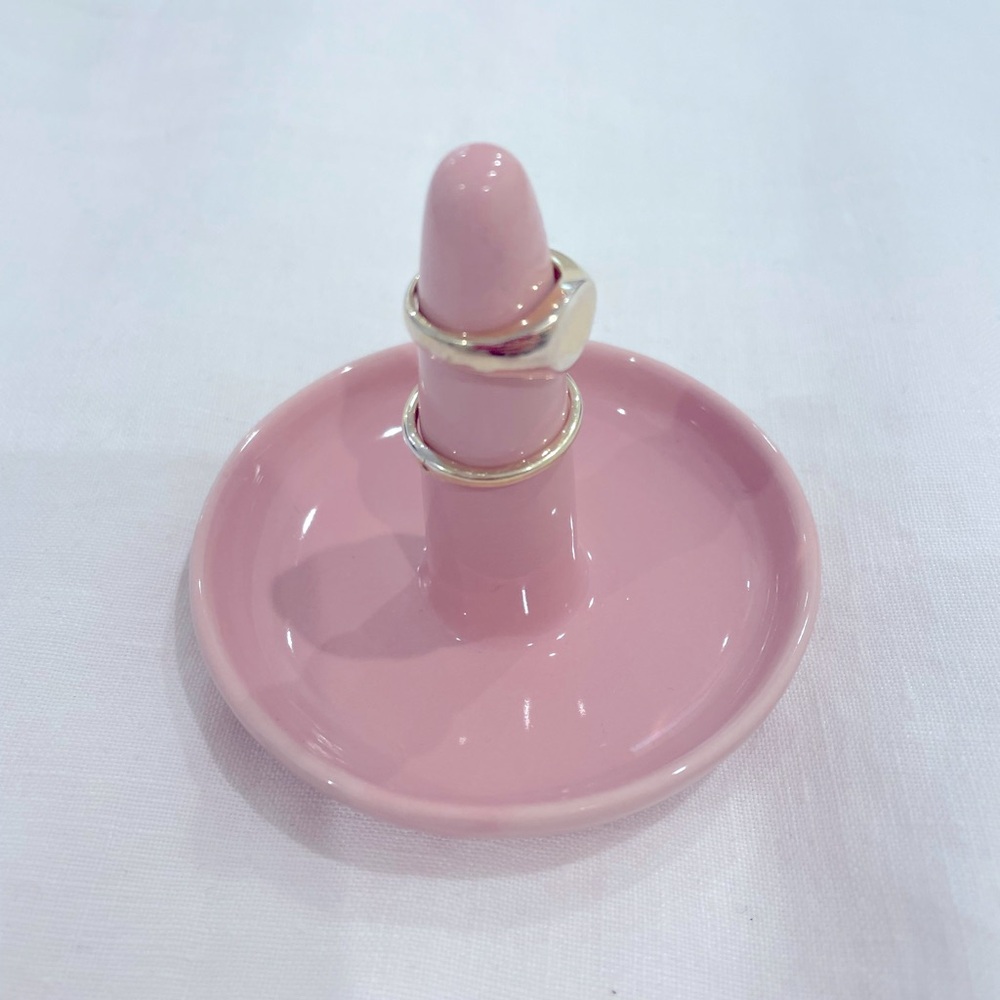 Pink Ceramic Ring Holder